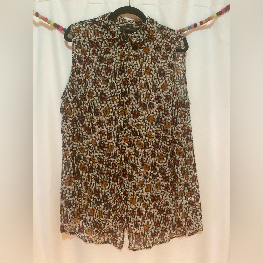 Lane Bryant Sleeveless, Multicolor Print Blouse 🌸